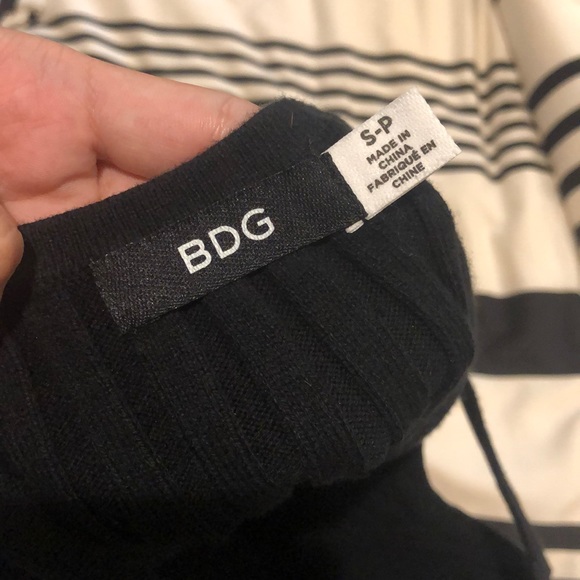 Urban Outfitters BDG black crop top - Picture 6 of 6